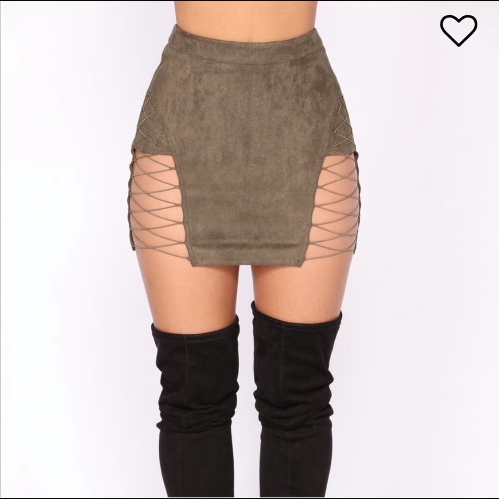 Fashion nova skirt